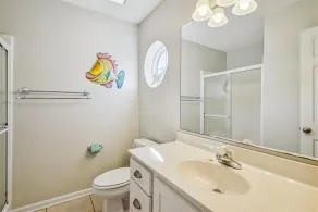 Crenshaw Corner South --Cozy 5 Bedroom 2nd Row Beach House!!! Fully Equipped~!! - Image 5