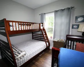Lake house - Image 4