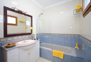 Private, all day sunny pool & terrace, Villa in Puerto del Carmen - Image 2