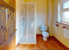 Seacliff Holiday Homes No 8 by Trident Holiday Homes - Image 2