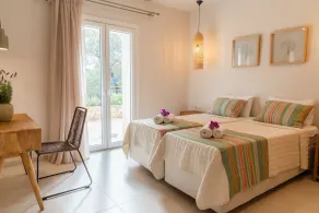Villa Jacaranda – Villa de vacances avec piscine privée à Agni Bay, Corfou - Image 4