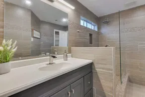 Prestigious 5BR 3,5BA Holiday Home with Pool, Sauna, Game Room & Bar - Image 3