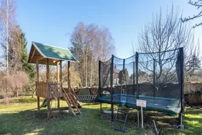 Family friendly, max 6 persons, pets on request, large garden WLAN, parking lots - Image 2