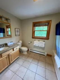 Escape to Raymond Cape on Sebago Lake! - Image 5