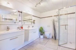 4-Star Vacation Home with 2 Vacation Apartments: \"Idylle\" Apartment with Private Terrace (100 m²) - Image 4