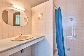 Schöne Villa für 9 Personen in Aspremont - Image 2