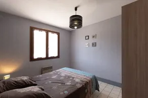 Holiday Home \"Ombre d'Été\" with Private Garden & A/C - Image 5