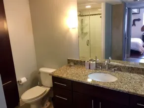 Condo du centre-ville haut de gamme - Perfect Corp location, à pied de la 6e rue, du Capitole et de l'UT - Image 3