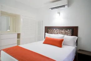Centrally Located Guest Apartments II - Image 4