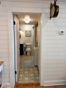 Oceanfront - 2 Bedroom 2 bathroom newly renovated Condo - Image 4