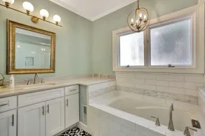 Sunset Ridge Lake Front Retreat - Image 3