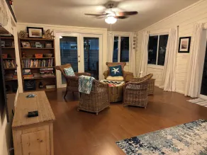 Schönes Ferienhaus in Islamorada am Kanal! Wifi, Kabel-TV und keine Treppe! - Image 2