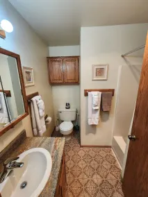 Spacious home with large yard and hot tub- Nearby beach access and dog Friendly! - Image 4