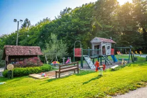 Chalet Martin with Sauna & Garden near Ljubljana - Image 4