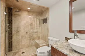 625: Deluxe, Slopeside 2 chambres avec salle de séjour, 3 salles de bain, Stonebridge Condominium - Image 5