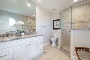 Beach Breeze- 6 bedroom with private pool/spa and less than one minute stroll to the beach - Image 4