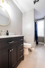 ★ Modern Renovation ★ 10-Bedrooms! Perfect For Large Groups! - Image 4