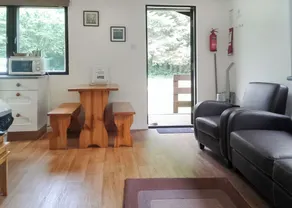 2 bedroom accommodation in North Tamerton, Bude - Image 2