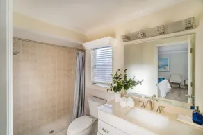 ☀Palm Breeze ☀ 1mi to Beach ☀ Heated Pool ☀ Custom Kitchen ☀ - Image 4