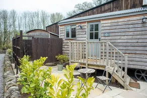 Digby's Hut - Image 3