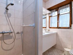 Charming Home Between Colmar and Mulhouse, Near Wine Route and Europa-Park, Sleeps 6 - Image 5