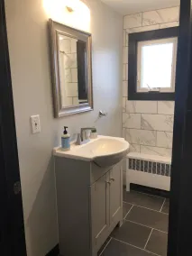 Modern Private Queen Studio Near Downtown Muskegon - Room #5 - Image 3
