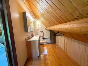Beautiful Log Cabin Retreat on 6 Acres of Forest Only 10 Minutes to Lake Geneva. - Image 3