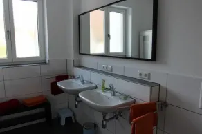 Welcome Spacious apartment for 1-5 people - Image 2