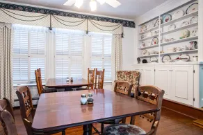 The Oaks Victorian Inn - Image 5