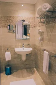 Jewel Green Mountain Hotel - Image 3