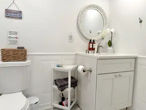 Charming Brick Row House close to NYC - Image 3