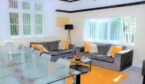 Nottingham Serviced Accommodations - Image 1