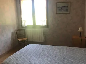 Countryside Retreat with Pond, Games Room, and Nearby Attractions - Image 4