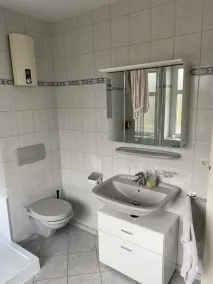 Ferienwohnung Lena, 60m², 2ZKB, Freisitz, Nähe Mosel, Hängeseilbrücke - Image 2