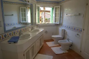 Belle, charmante villa de luxe avec jardin de palmiers à Puerto d Andratx - Image 2