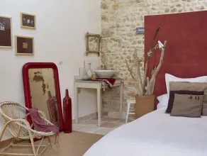 Mas provençal avec grand jardin et belle piscine en Provence - Image 4