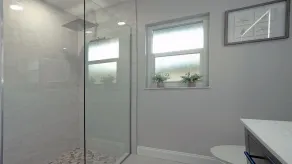 Modern House near the Downtown Heated Pool Pet Friendly Whirlpool Spa Playroom - Image 5