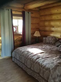 Three level  Log  Home on Private 40 Acre Estate. - Image 5