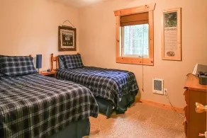 Quaint Clam 2 Bedroom Home - Image 4