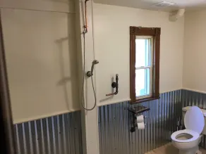 Genießen Sie unser großes viktorianisches Bauernhaus, fahren Sie mit der AOAA oder besuchen Sie Knoebels Minuten entfernt - Image 3