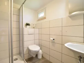 Luxury Bungalow in Insel Poel with Garden - Image 3