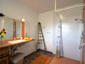 Spacious cottage with private pool and pets allowed in Saint-Priest-la-Prugne - Image 3