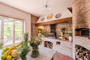 Luxury Villa with Pool in Lucca - Image 4