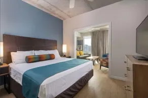 Studio unit/Austin - Full Kitchen, W/D, Rooftop Pool, & More! - Image 4