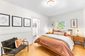 Private and Quiet Couples Escape, New Construction, Décor, and Furnishings, Gorgeous Deck & BBQ - Image 3