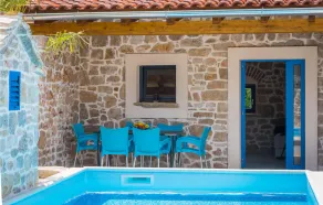 Amazing Home In Drnis - Image 5