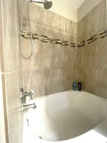 SUNNY DELIGHT! pets ok! UPDATED HEATED POOL VACATION CONDO. Safe gated community - Image 5
