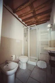 Lägenhet på första våningen med en privat sittgrupp och en underbar utsikt - Image 3