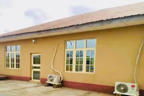 Momak 4 Hotel & Suites - Image 3