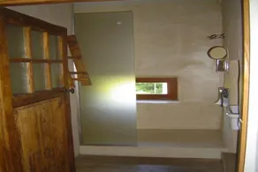 Tranquil Home in Tinlot - Image 5